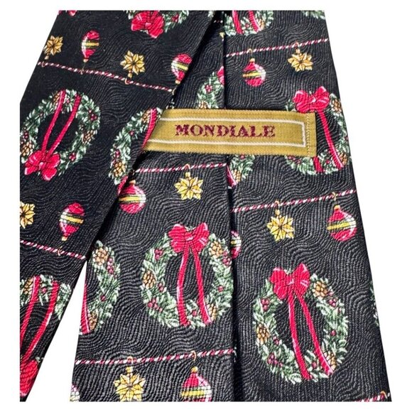 Mondiale Necktie Christmas Holiday Wreath Ornament Novelty Tie - Picture 2 of 2